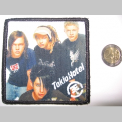 Tokio Hotel ofsetová nášivka po krajoch obšívaná  cca. 9x9cm